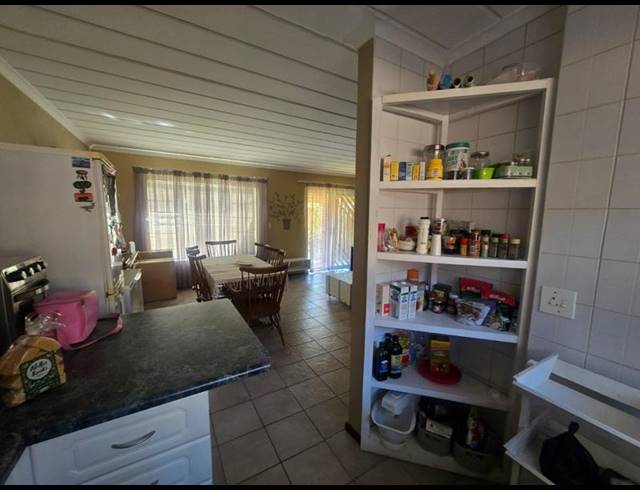 3 BEDROOM TOWNHOUSE FOR SALE IN MAGALIESKRUIN
